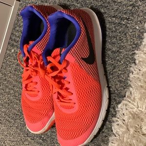Nike Flex Experience Run 6